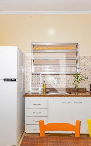 Apartamento para alugar com 48m², 1 quarto e sem vaga Apartamento para alugar com 48m², 1 quarto e sem vagaCozinha