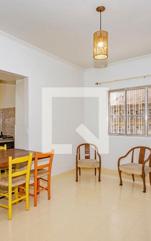 Apartamento para alugar com 48m², 1 quarto e sem vaga Apartamento para alugar com 48m², 1 quarto e sem vagaSala