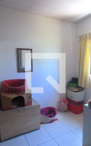 Casa à venda com 193m², 3 quartos e 2 vagascomodo com banheiro acima da area gourmet/