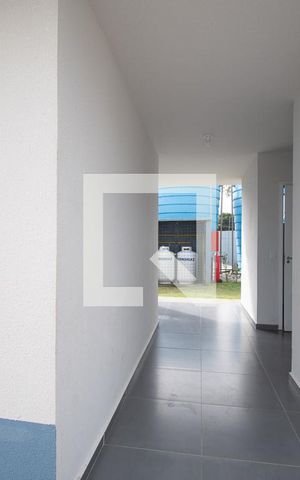 Apartamento para alugar com 43m², 2 quartos e 1 vaga Apartamento para alugar com 43m², 2 quartos e 1 vagacorredor salão de festas