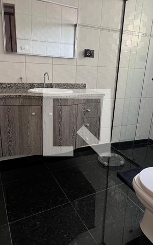 Casa à venda com 150m², 3 quartos e 2 vagas Casa à venda com 150m², 3 quartos e 2 vagasBanheiro da Suíte