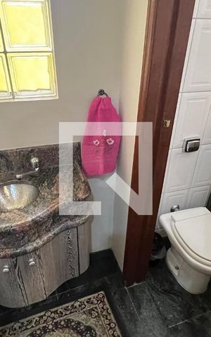 Casa à venda com 150m², 3 quartos e 2 vagas Casa à venda com 150m², 3 quartos e 2 vagasLavabo
