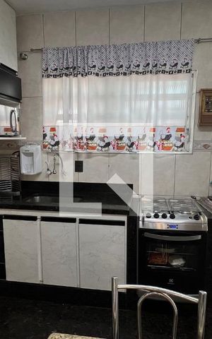 Casa à venda com 150m², 3 quartos e 2 vagas Casa à venda com 150m², 3 quartos e 2 vagasCozinha