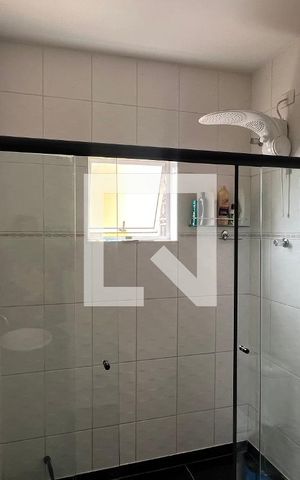 Casa à venda com 150m², 3 quartos e 2 vagas Casa à venda com 150m², 3 quartos e 2 vagasBanheiro da Suíte