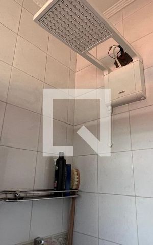 Casa à venda com 150m², 3 quartos e 2 vagas Casa à venda com 150m², 3 quartos e 2 vagasBanheiro