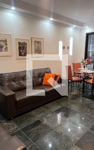 Casa à venda com 150m², 3 quartos e 2 vagas Casa à venda com 150m², 3 quartos e 2 vagasSala
