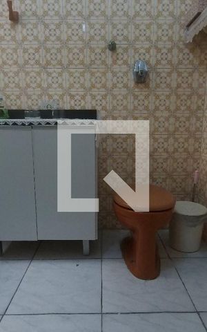Casa à venda com 170m², 5 quartos e 2 vagasBanheiro 