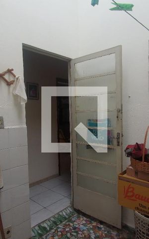 Casa à venda com 170m², 5 quartos e 2 vagasÁrea de Serviço
