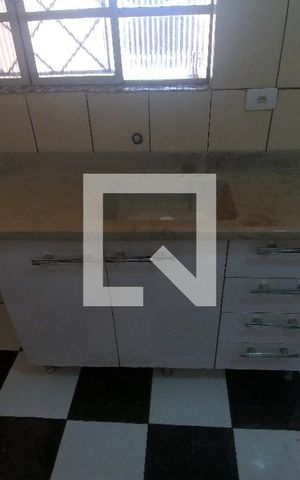 Casa à venda com 170m², 5 quartos e 2 vagasCozinha 