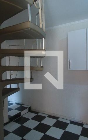 Casa à venda com 170m², 5 quartos e 2 vagasCozinha 