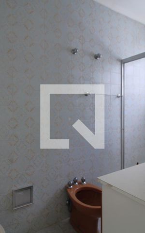 Casa para alugar com 120m², 4 quartos e 2 vagasBanheiro da suíte