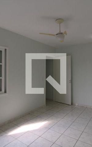 Casa para alugar com 120m², 4 quartos e 2 vagasSuíte