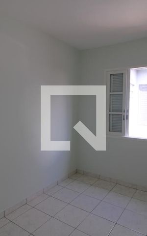 Casa para alugar com 120m², 4 quartos e 2 vagasQuarto 1