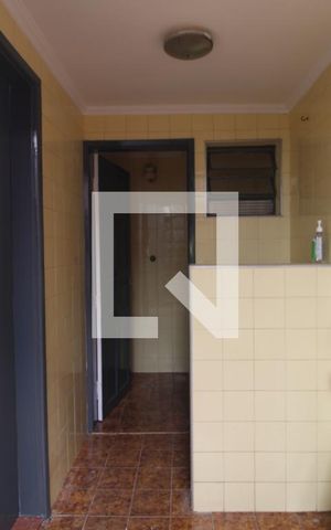 Casa para alugar com 120m², 4 quartos e 2 vagasLavanderia