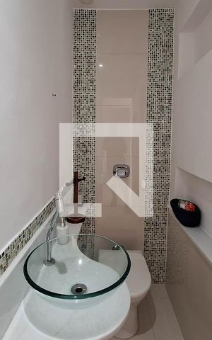 Apartamento à venda com 98m², 3 quartos e sem vagaBanheiro da Suíte 2