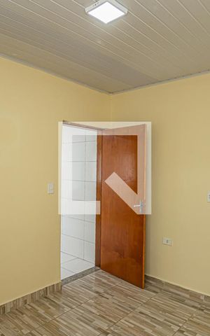Casa à venda com 80m², 2 quartos e 3 vagas Casa à venda com 80m², 2 quartos e 3 vagasQuarto 2