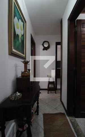 Casa de condomínio à venda com 336m², 3 quartos e 8 vagasCorredor
