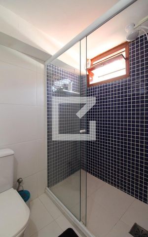 Casa de condomínio à venda com 336m², 3 quartos e 8 vagasBanheiro da Suíte