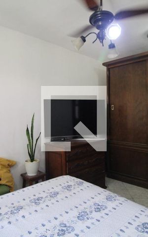 Casa de condomínio à venda com 336m², 3 quartos e 8 vagasQuarto 2