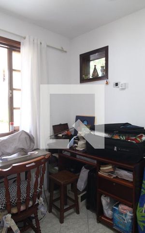 Casa de condomínio à venda com 336m², 3 quartos e 8 vagasQuarto 1