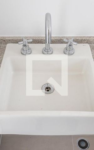 Apartamento à venda com 70m², 2 quartos e 1 vagaBanheiro da Suíte 2