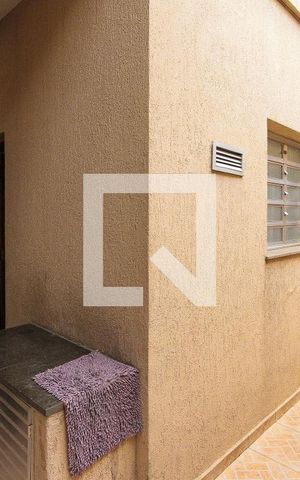 Casa à venda com 294m², 3 quartos e 3 vagas Casa à venda com 294m², 3 quartos e 3 vagasCorredor externo