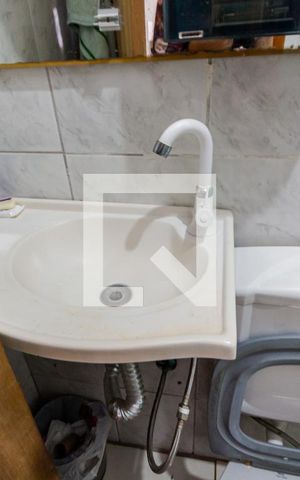 Apartamento à venda com 180m², 3 quartos e 1 vaga Apartamento à venda com 180m², 3 quartos e 1 vagaPia