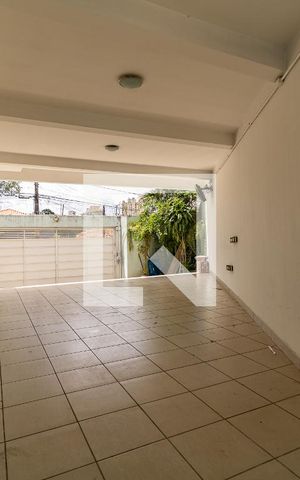 Casa à venda com 792m², 4 quartos e 5 vagas Casa à venda com 792m², 4 quartos e 5 vagasGaragem