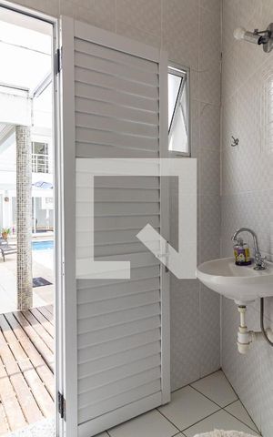 Casa à venda com 792m², 4 quartos e 5 vagas Casa à venda com 792m², 4 quartos e 5 vagasBanheiro da Área Externa