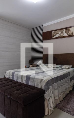 Casa à venda com 792m², 4 quartos e 5 vagas Casa à venda com 792m², 4 quartos e 5 vagasSuíte 1