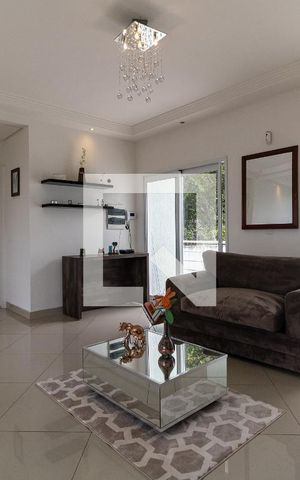 Casa à venda com 792m², 4 quartos e 5 vagas Casa à venda com 792m², 4 quartos e 5 vagasSala Intima