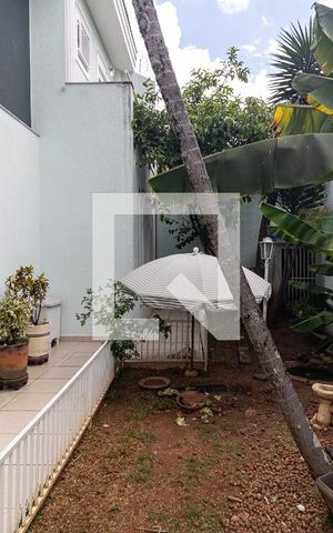 Casa à venda com 792m², 4 quartos e 5 vagas Casa à venda com 792m², 4 quartos e 5 vagasJardim