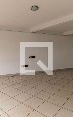 Casa à venda com 792m², 4 quartos e 5 vagas Casa à venda com 792m², 4 quartos e 5 vagasGaragem
