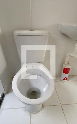 Apartamento à venda com 42m², 2 quartos e 1 vaga Apartamento à venda com 42m², 2 quartos e 1 vagaBanheiro