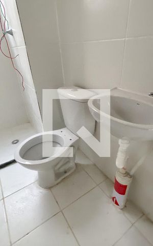 Apartamento à venda com 42m², 2 quartos e 1 vaga Apartamento à venda com 42m², 2 quartos e 1 vagaBanheiro