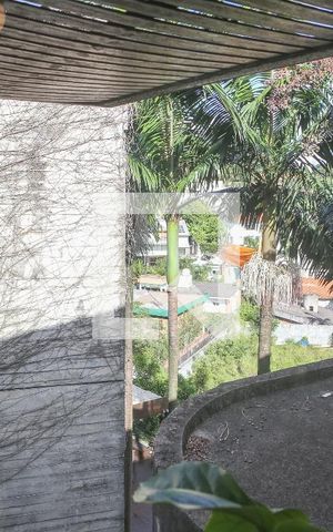 Casa à venda com 430m², 4 quartos e 4 vagas Casa à venda com 430m², 4 quartos e 4 vagasVista da Suíte 4