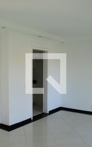 Casa de condomínio para alugar com 200m², 3 quartos e 3 vagasSala