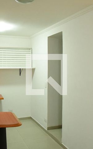 Casa de condomínio para alugar com 200m², 3 quartos e 3 vagasEscritório