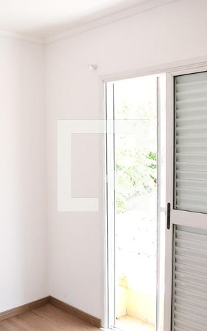 Casa de condomínio para alugar com 200m², 3 quartos e 3 vagasQuarto 2 