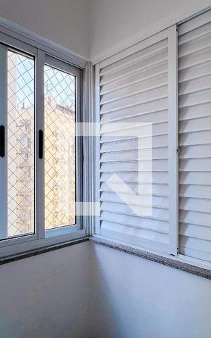 Apartamento para alugar com 57m², 2 quartos e 1 vaga Apartamento para alugar com 57m², 2 quartos e 1 vagaSacada