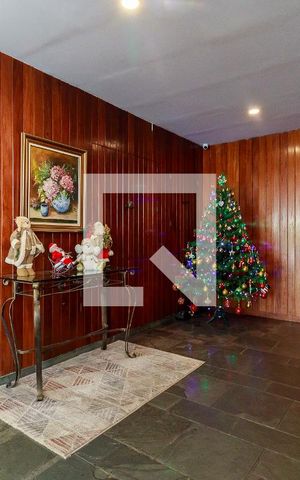 Apartamento à venda com 70m², 2 quartos e 1 vaga Apartamento à venda com 70m², 2 quartos e 1 vagaHall Social