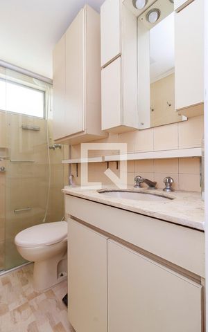 Apartamento à venda com 70m², 2 quartos e 1 vaga Apartamento à venda com 70m², 2 quartos e 1 vagaBanheiro