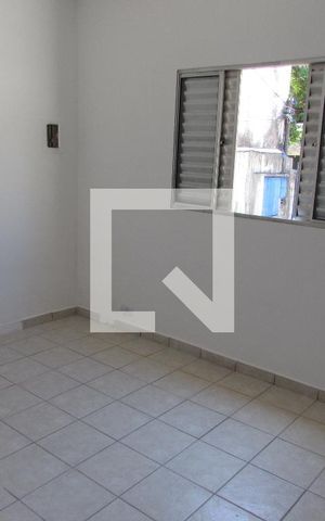 Casa para alugar com 100m², 2 quartos e 1 vagaQuarto 1