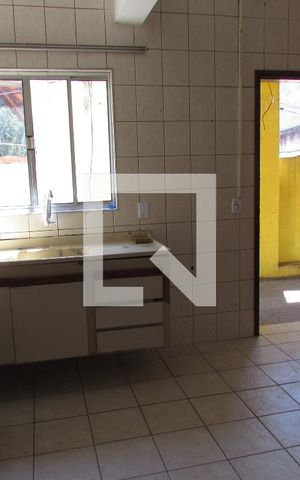 Casa para alugar com 100m², 2 quartos e 1 vagaCozinha
