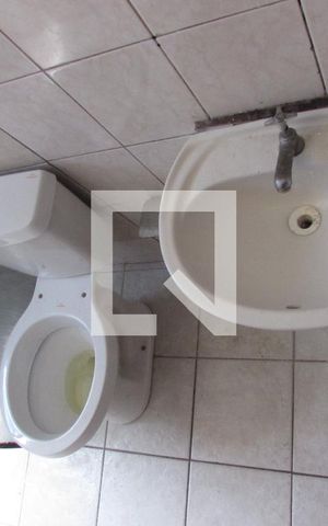 Casa para alugar com 100m², 2 quartos e 1 vagaBanheiro