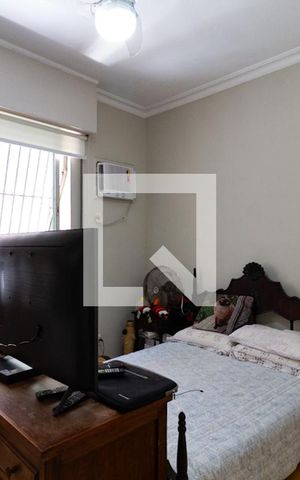 Apartamento à venda com 110m², 2 quartos e sem vaga Apartamento à venda com 110m², 2 quartos e sem vagaDetalhe do quarto 2