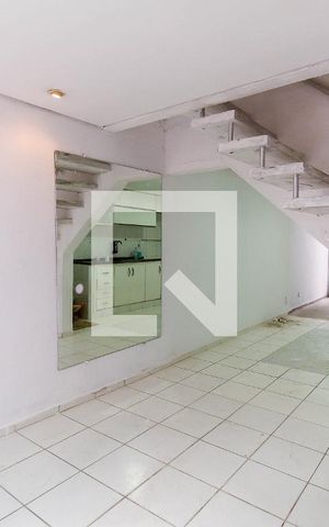 Casa à venda com 90m², 2 quartos e sem vaga Casa à venda com 90m², 2 quartos e sem vagaSala/Cozinha