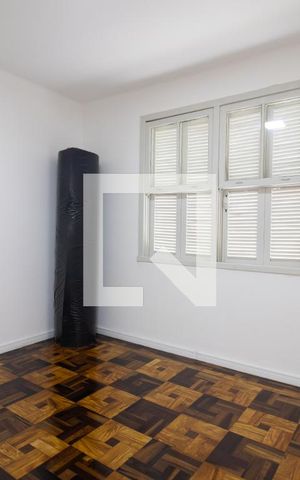 Apartamento à venda com 97m², 2 quartos e sem vaga Apartamento à venda com 97m², 2 quartos e sem vagaSala