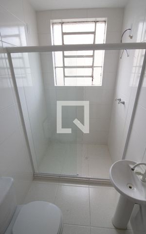 Apartamento à venda com 97m², 2 quartos e sem vaga Apartamento à venda com 97m², 2 quartos e sem vagaBanheiro
