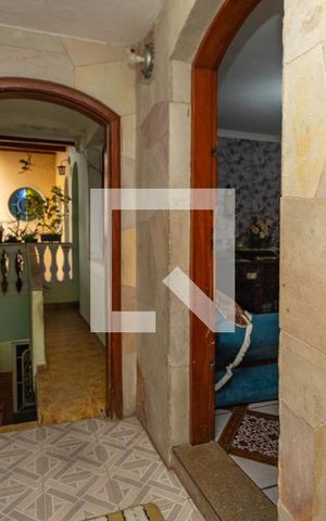 Casa à venda com 350m², 4 quartos e 2 vagasEntrada 
